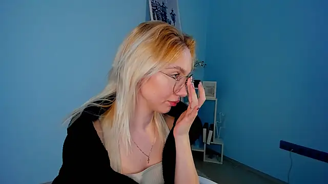 MaidaMedders's cam snapshot