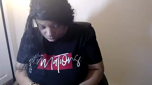 Sexymona1218 live sex cam