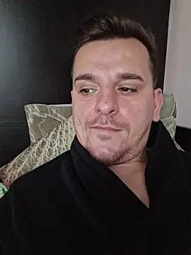 Huge_cock22cm's cam snapshot