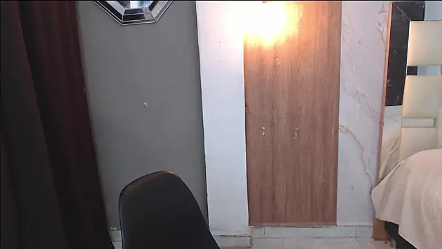 honeymoon_12's cam snapshot