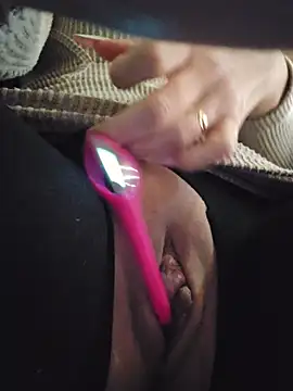 MILFBARBY live sex cam