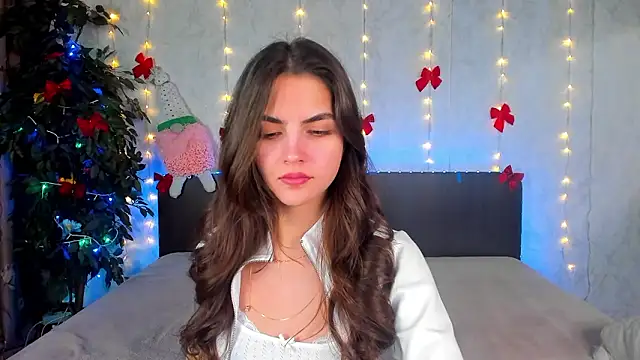 Milana_Crystal_ live sex cam