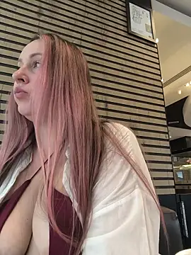 Mona_Plus's cam snapshot