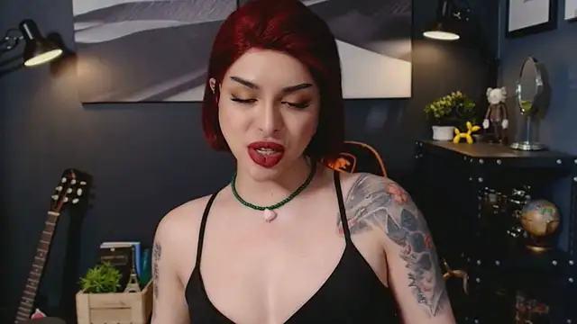 LetisiaRocks live sex cam