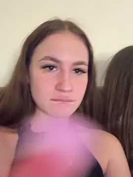 MayaGlow live sex cam