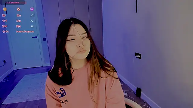 Aiko_mainee live sex cam