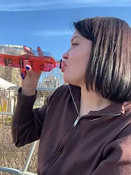 KikiWatson live sex cam