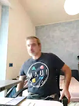 Marcolino183 live sex cam