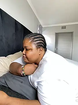 MissLola27 live sex cam