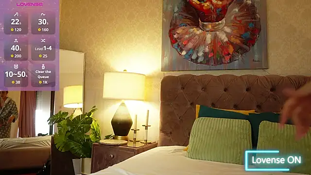 Wild_Whispers live sex cam