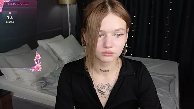 KianaVision's cam snapshot