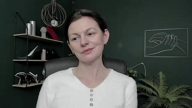 VivianWILD's cam snapshot