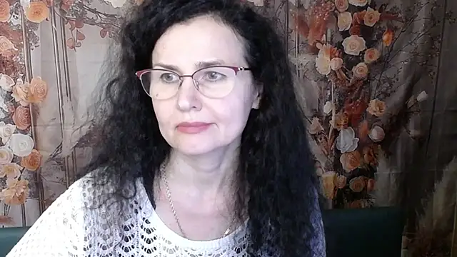 Miroslava_Happi's cam snapshot