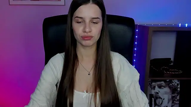 LuxMaya live sex cam