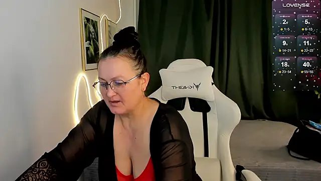 hottyannaa's cam snapshot