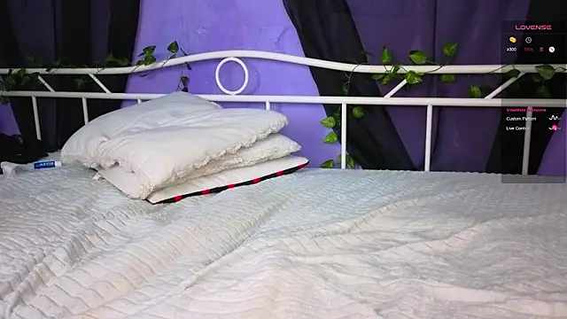 Scarlettsrorm live sex cam