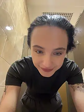 MiaTee's cam snapshot