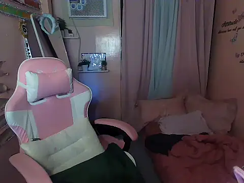 young_salsalita live sex cam