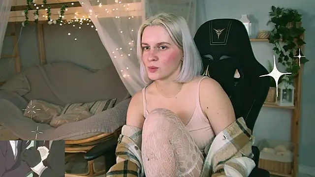 BethanyCloud's cam snapshot