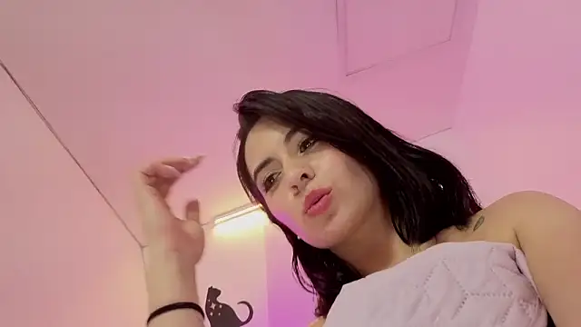 Analuciaa_'s cam snapshot