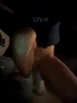 Gillygilly76 live sex cam