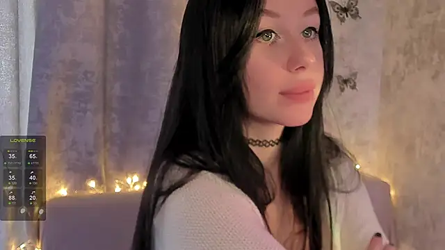 elenaaddiction's cam snapshot