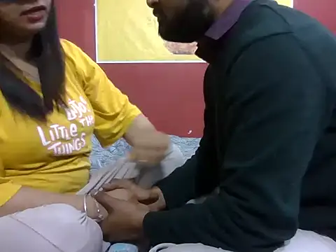 Lovelycouple25's cam snapshot