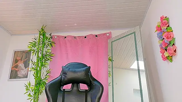 scarlet-jonesx live sex cam