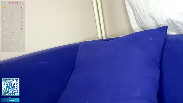 ErlinaBuoy live sex cam