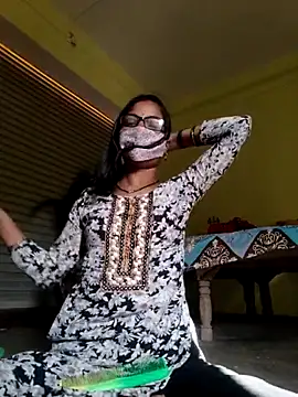 Menka_cut34's cam snapshot