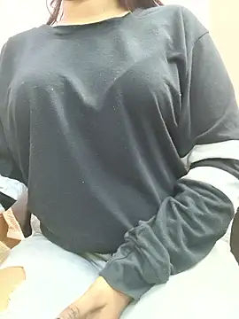 Ananya_34's cam snapshot