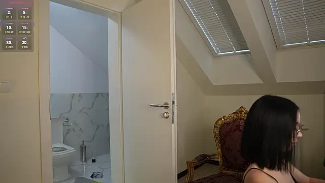 Rita_Moon054's cam snapshot