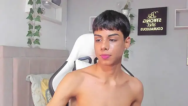 Thomas_wil live sex cam