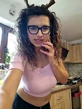 MiraBennet's cam snapshot