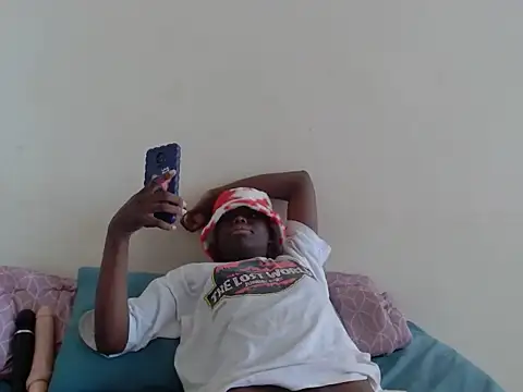 SexyCharm01's cam snapshot