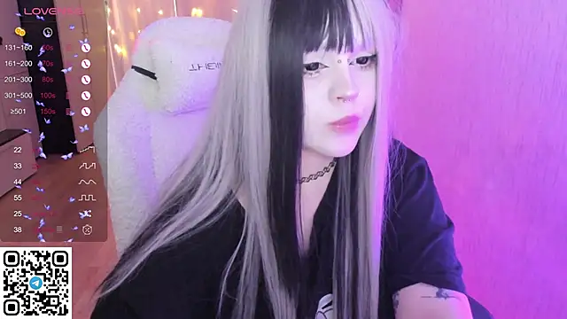 SelenaCute's cam snapshot