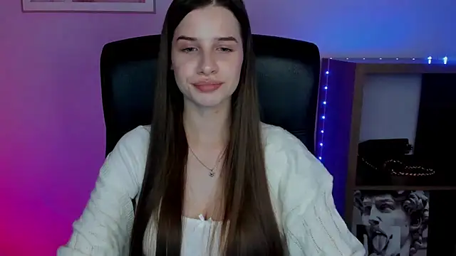 LuxMaya's cam snapshot