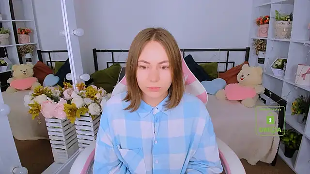 Elma_Lily's cam snapshot