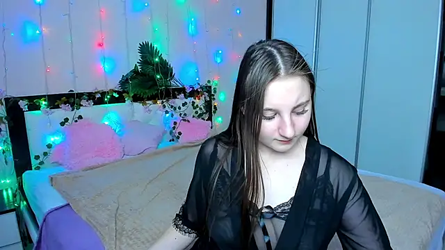 EvaxCharm's cam snapshot