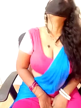 tamil_Vennila's cam snapshot