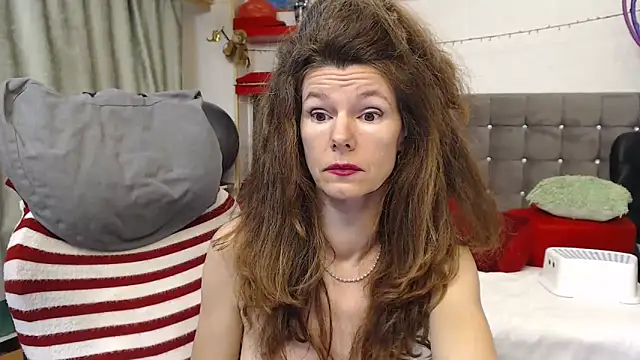 kellyterapy's cam snapshot