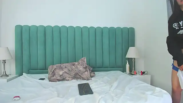 ManuSebasHot live sex cam