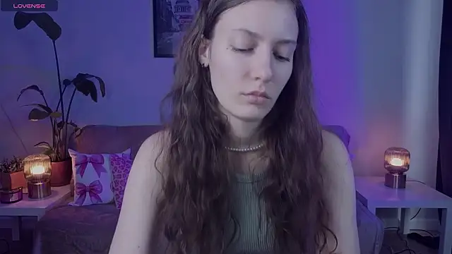 VioletaBloom's cam snapshot