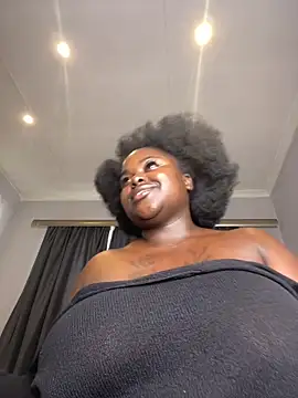 Honeycoco0211's cam snapshot