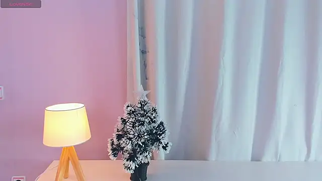 FloraDobb live sex cam