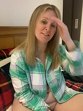 madamlillyrose live sex cam