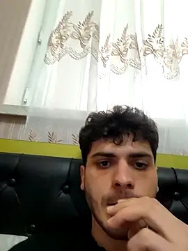 Bigpenis22sm live sex cam