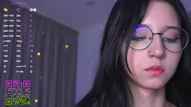 DeliaLoma live sex cam