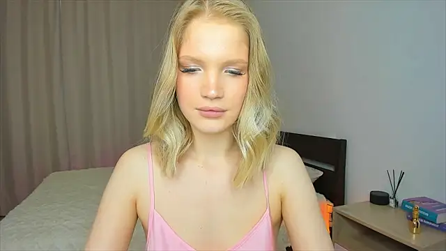 Xloe_Queen live sex cam