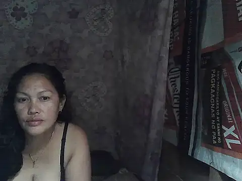 sexymom_siovie's cam snapshot